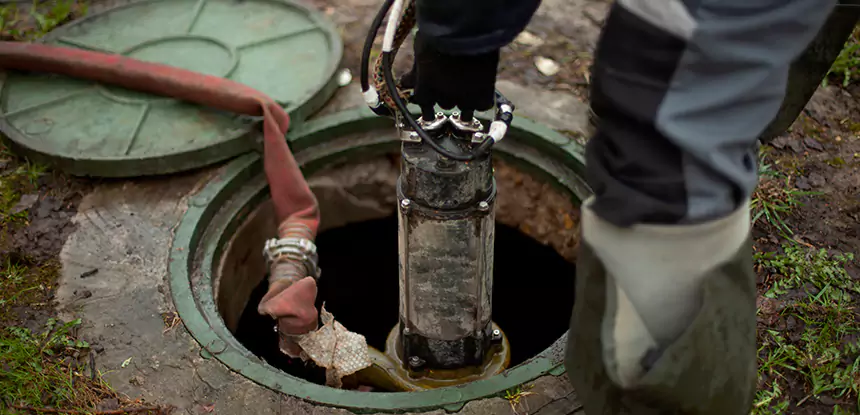 Professional Sewage Cleanup Services in Osawatomie, KS