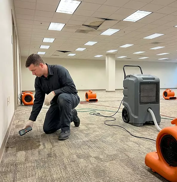 Why Osawatomie Businesses Choose Osawatomie Restoration Pro for Water Cleanup?